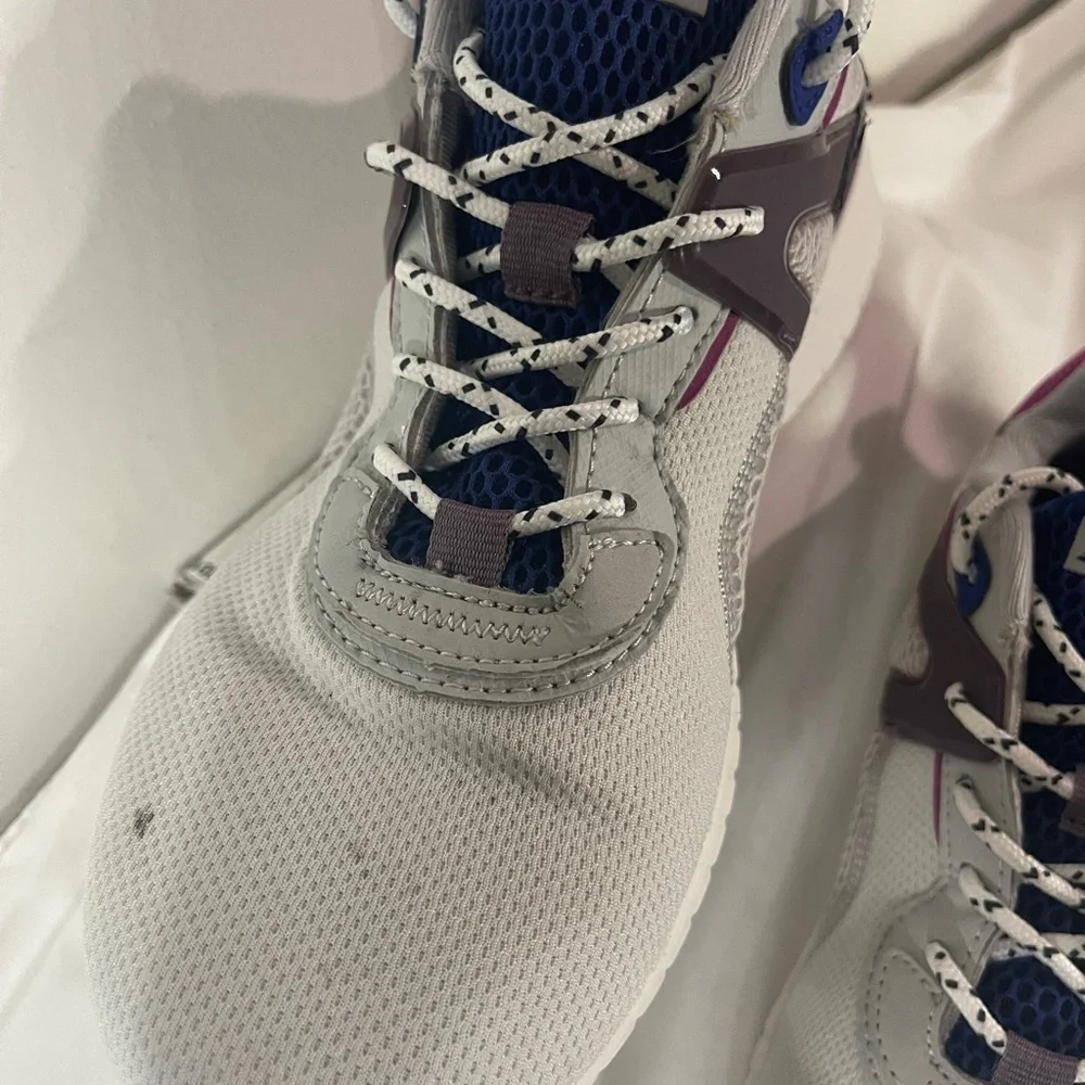 Skechers Light Gray and Violet Sneakers
